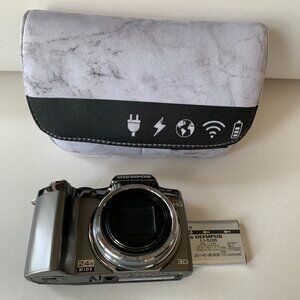 Olympus SZ-30MR 16MP 24x Optical Zoom Compact Digital Camera Battery & Case
